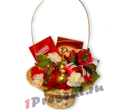 L002.68 Праздничный букет из конфет *Сластена* L002.68 Праздничный букет из конфет *Сластена*
